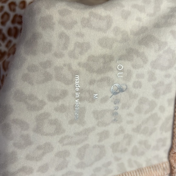 Lou & Grey leopard print bike shorts - Picture 4 of 5